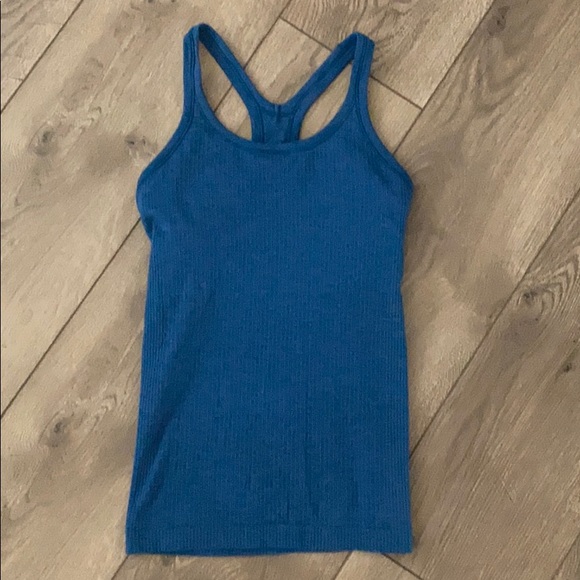 lululemon athletica Tops - Lululemon Top Size 4 Like New